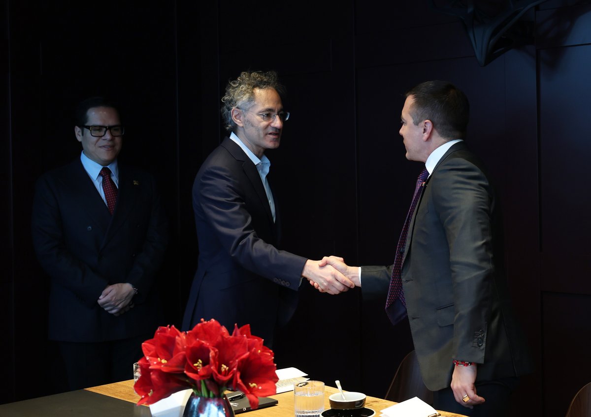 Palantir Grew Revenue 85% and Raised Guidance — So Why Is PLTR Down 26% YTD?